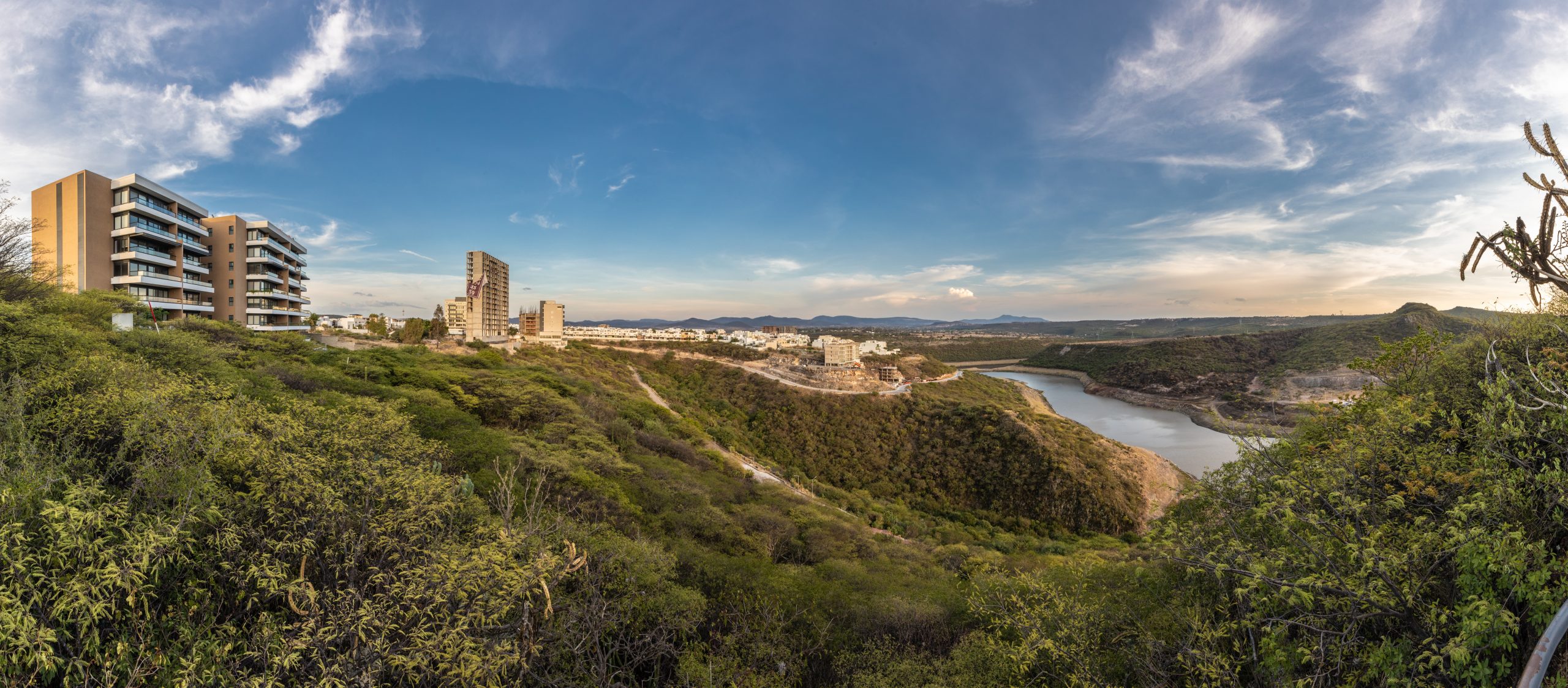 Lotes Residenciales en Cañadas del Arroyo (Corregidora): 150,000 m² de áreas verdes y zonas naturales. - Image 39