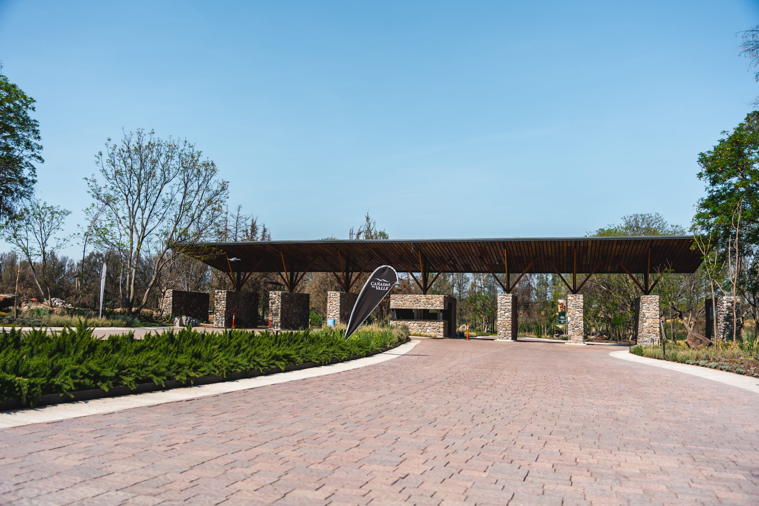 Lotes Residenciales en Cañadas del Valle: Tu Oasis de Tranquilidad - Image 3