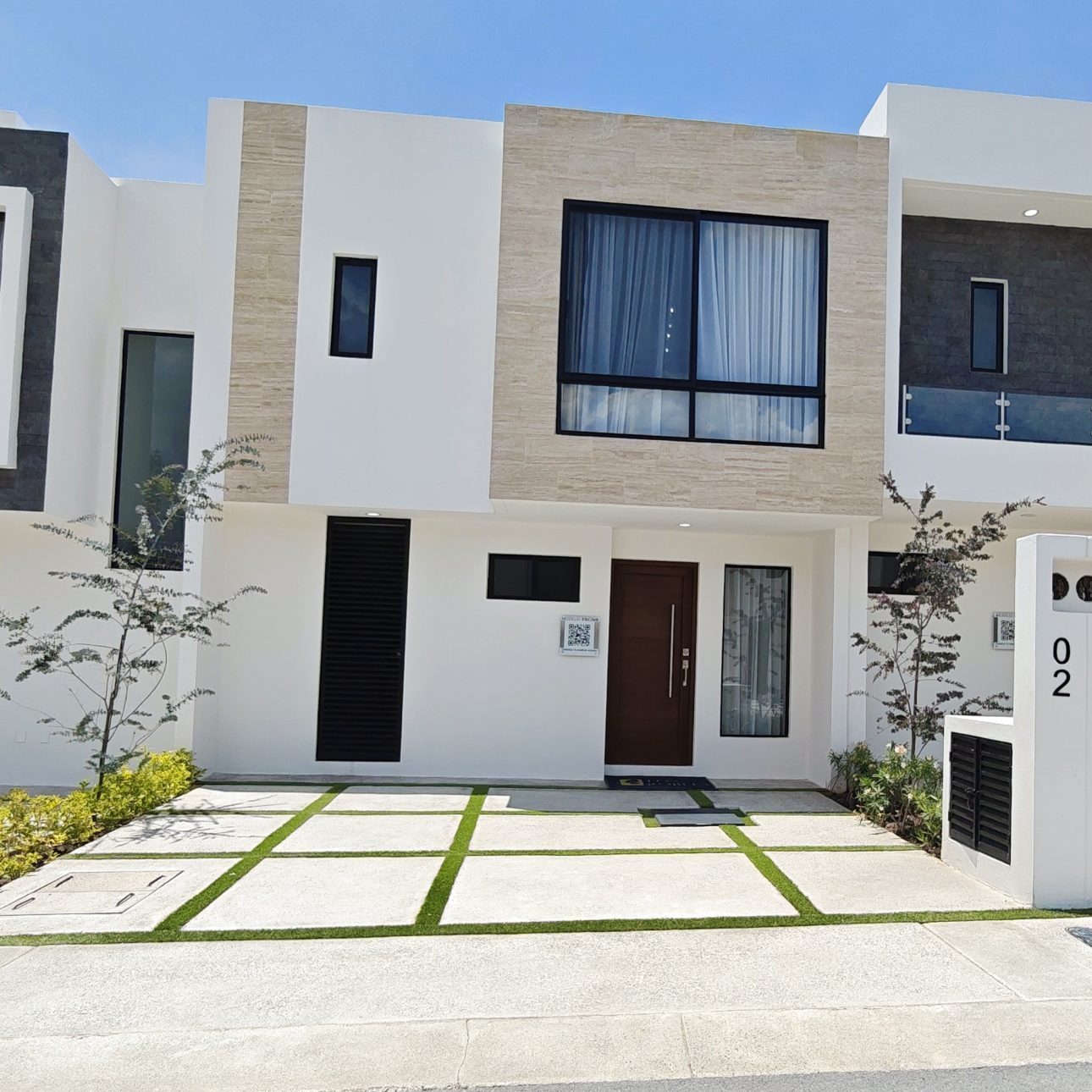 Casa Residencial Modelo Encino - Los Robles Ziré (Zakia)
