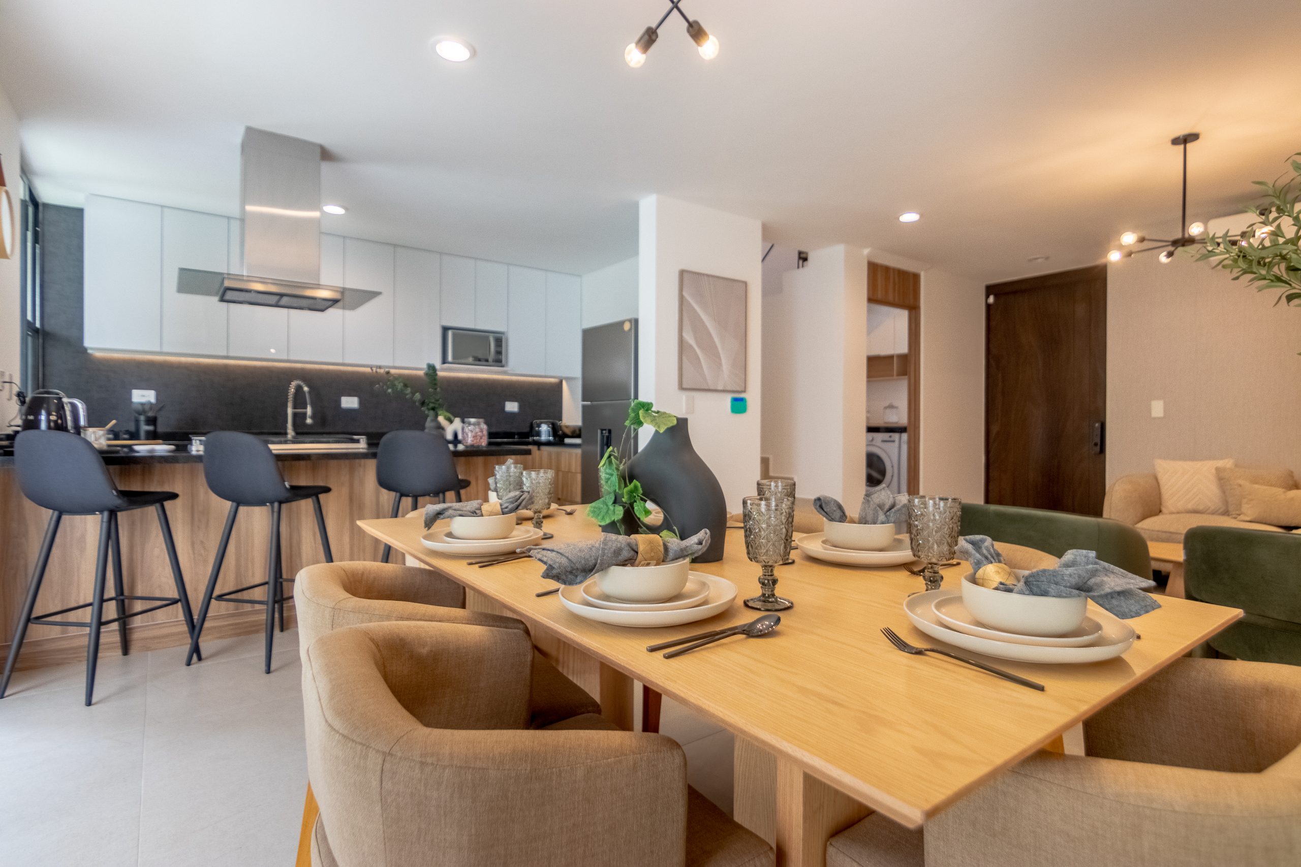Residencia de Lujo de 3 Recámaras con Estancia, Lavandería Interior y 2.5 Baños (169m²) – Ankara Serenna Zibatá - Image 39