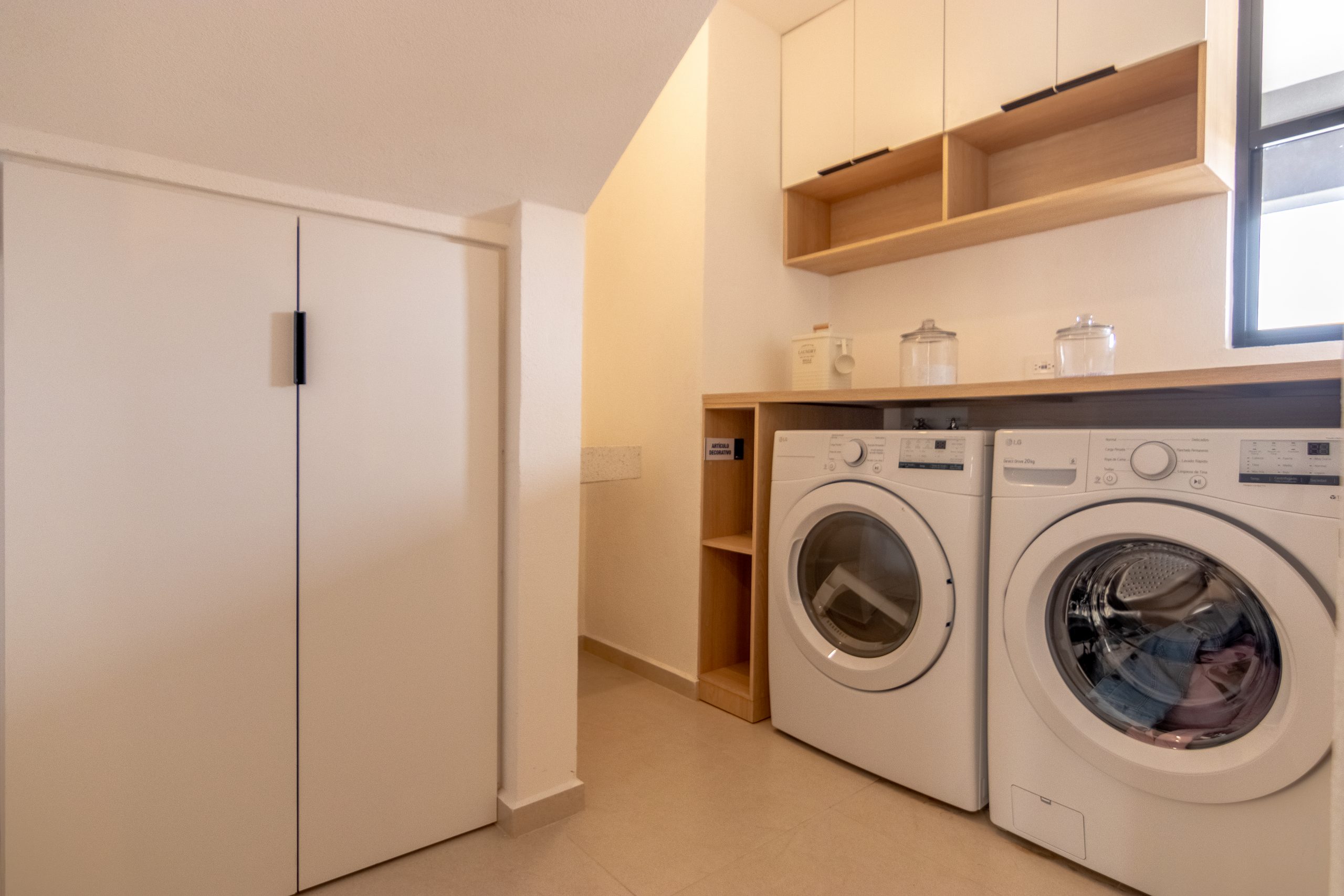 Residencia de Lujo de 3 Recámaras con Estancia, Lavandería Interior y 2.5 Baños (169m²) – Ankara Serenna Zibatá - Image 31