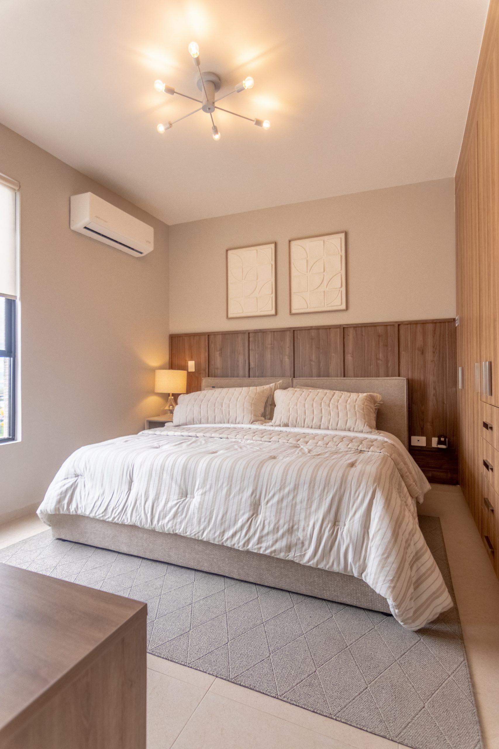 Residencia de Lujo de 3 Recámaras con Estancia, Lavandería Interior y 2.5 Baños (169m²) – Ankara Serenna Zibatá - Image 11