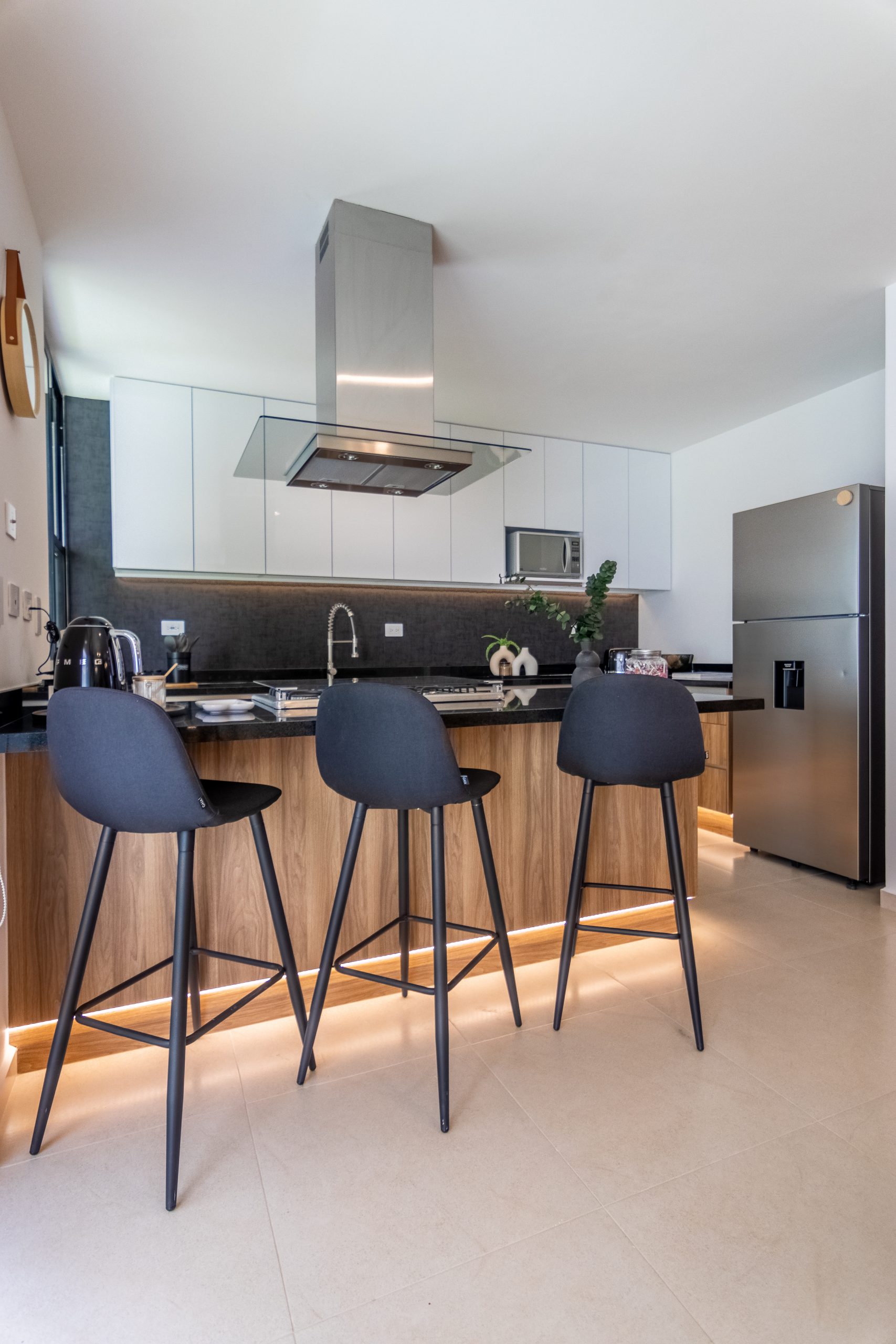 Residencia de Lujo de 3 Recámaras con Estancia, Lavandería Interior y 2.5 Baños (169m²) – Ankara Serenna Zibatá - Image 2
