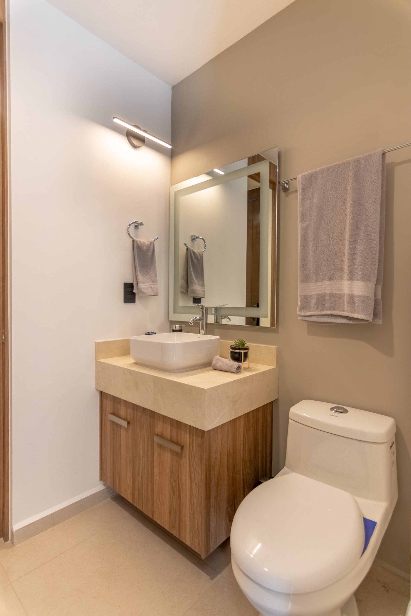 Residencia Contemporánea de 3 Recámaras con Baño Completo en Planta Baja y Estancia (149m²) – Ankara Serenna Zibatá - Image 39