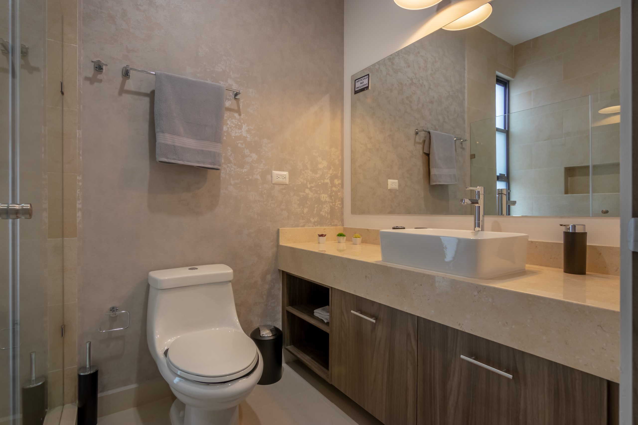 Residencia Contemporánea de 3 Recámaras con Estancia y Lavandería Interior (149m²) – Ankara Residencial Zibatá - Image 10