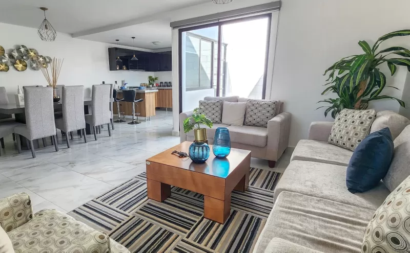 Residencia Premium de 4 Recámaras con Estudio Flexible y Jardín Trasero (149m²) – Riscos Condesa III Zibatá - Image 3