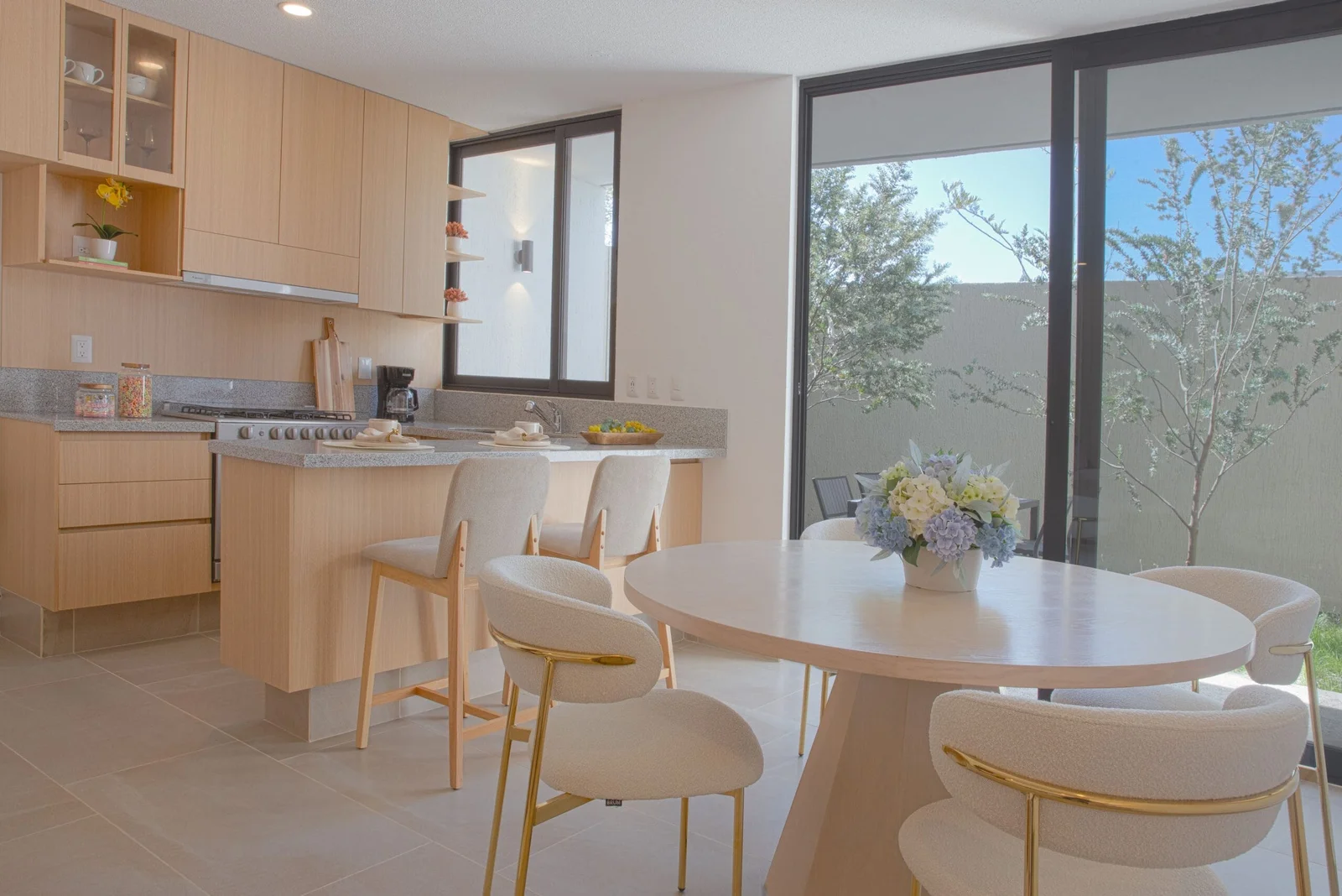 Departamento Grand Class de 2 Recámaras con 2 Jardines Privados – Melodía Nuevo Refugio - Image 7