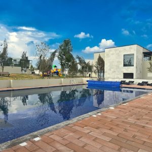 genova-residencial-comunidad-planeada-con-parque-central-de-4774m%c2%b2-casa-club-y-cowork-en-zire-zakia